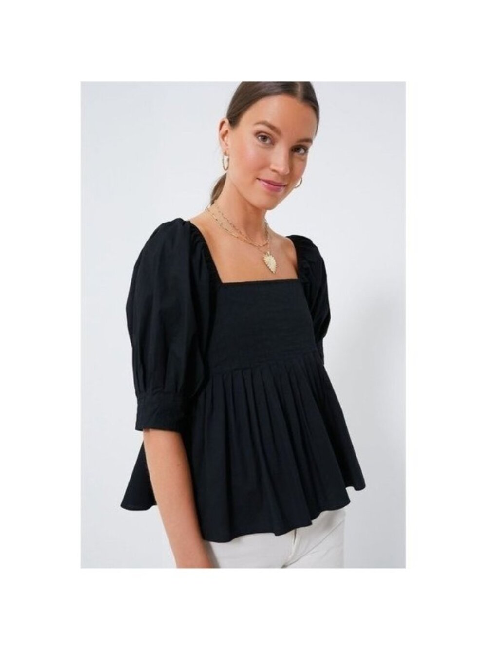 Pomander Place by Tuckernuck Black Shaye Blouse size S NWT Puff Sleeve Pleated